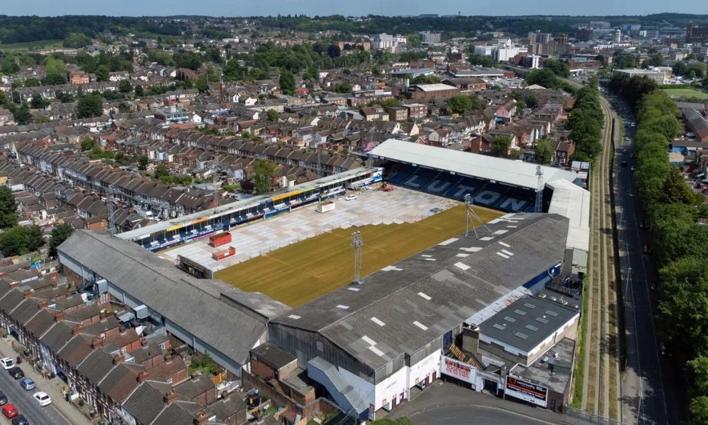 Kanilworth Road stadion Luton Town-a