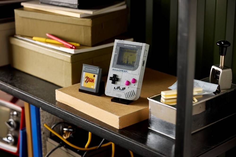 Legendarni Gameboy u izvedvi Lego-a i Nintenda