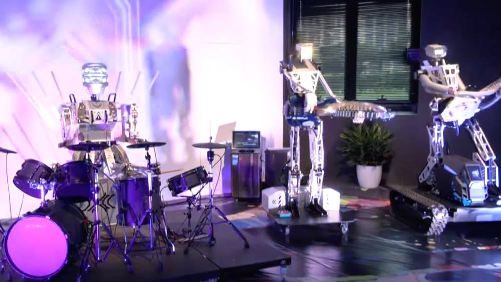 Roboti koji čine muzički bend