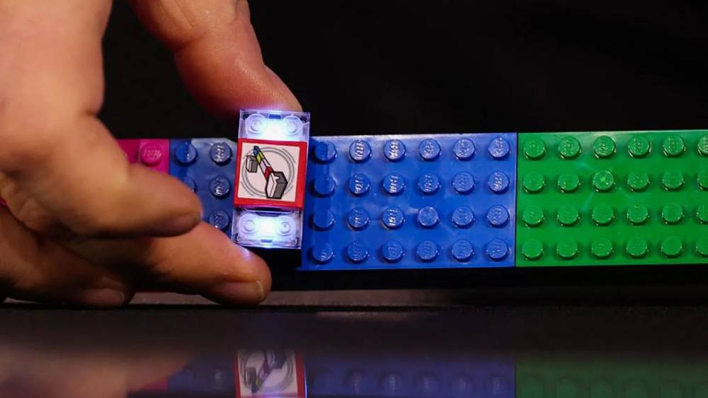Lego SmartBricks - ilustracija (Getty images)