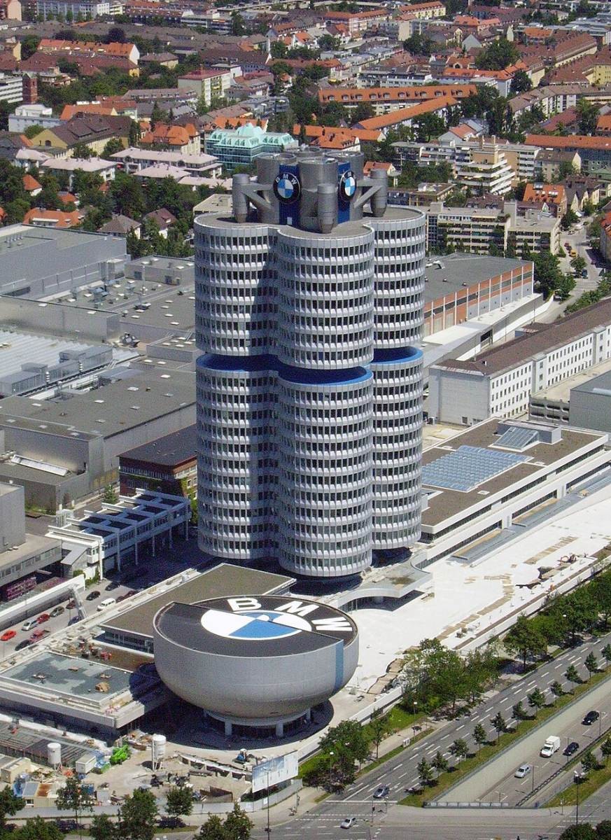 Zgrada BMW-a u Minhenu