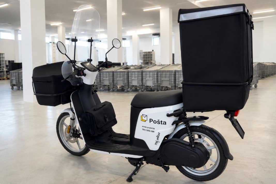11 električnih mopeda za HP Mostar