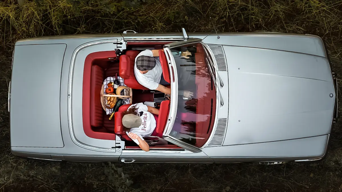 Mercedes 350 SL 1972. godine (izvor Financa.ba)