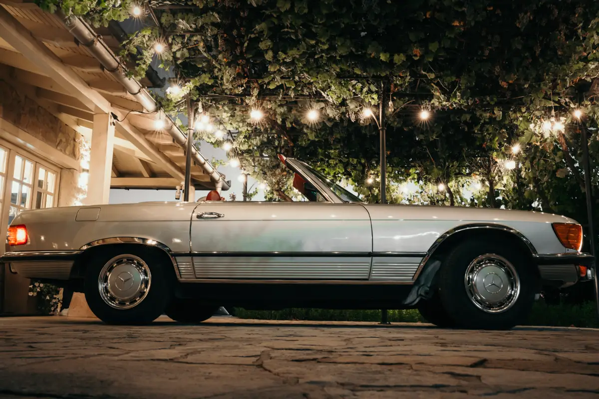 Mercedes 350 SL 1972. godine (izvor Financa.ba)