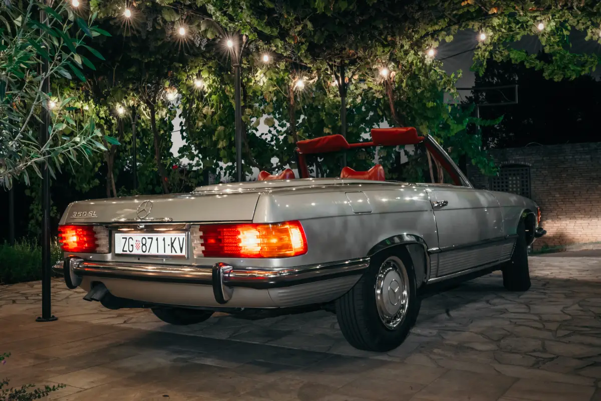 Mercedes 350 SL 1972. godine (izvor Financa.ba)